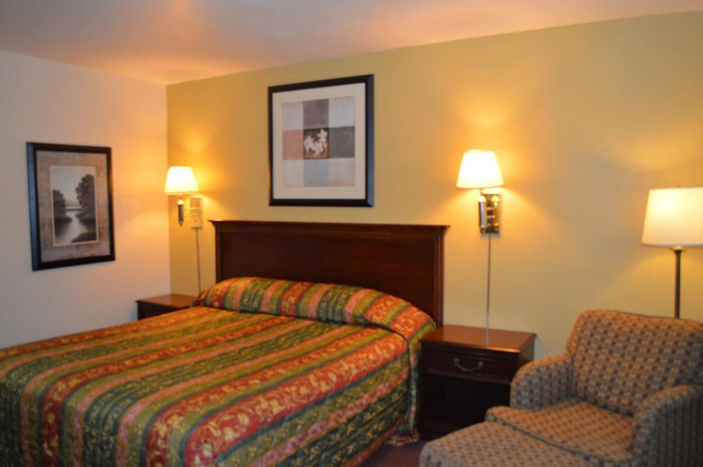 Rodeway Inn & Suites Blythe I-10 Экстерьер фото